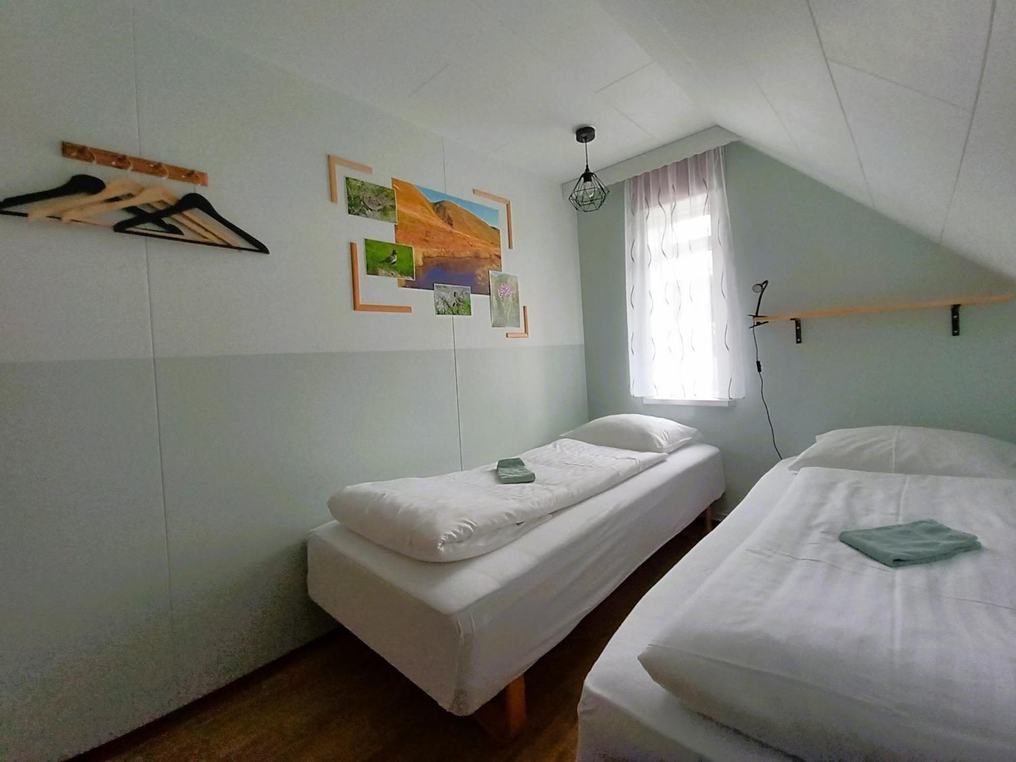 Husavik Green Hostel Экстерьер фото
