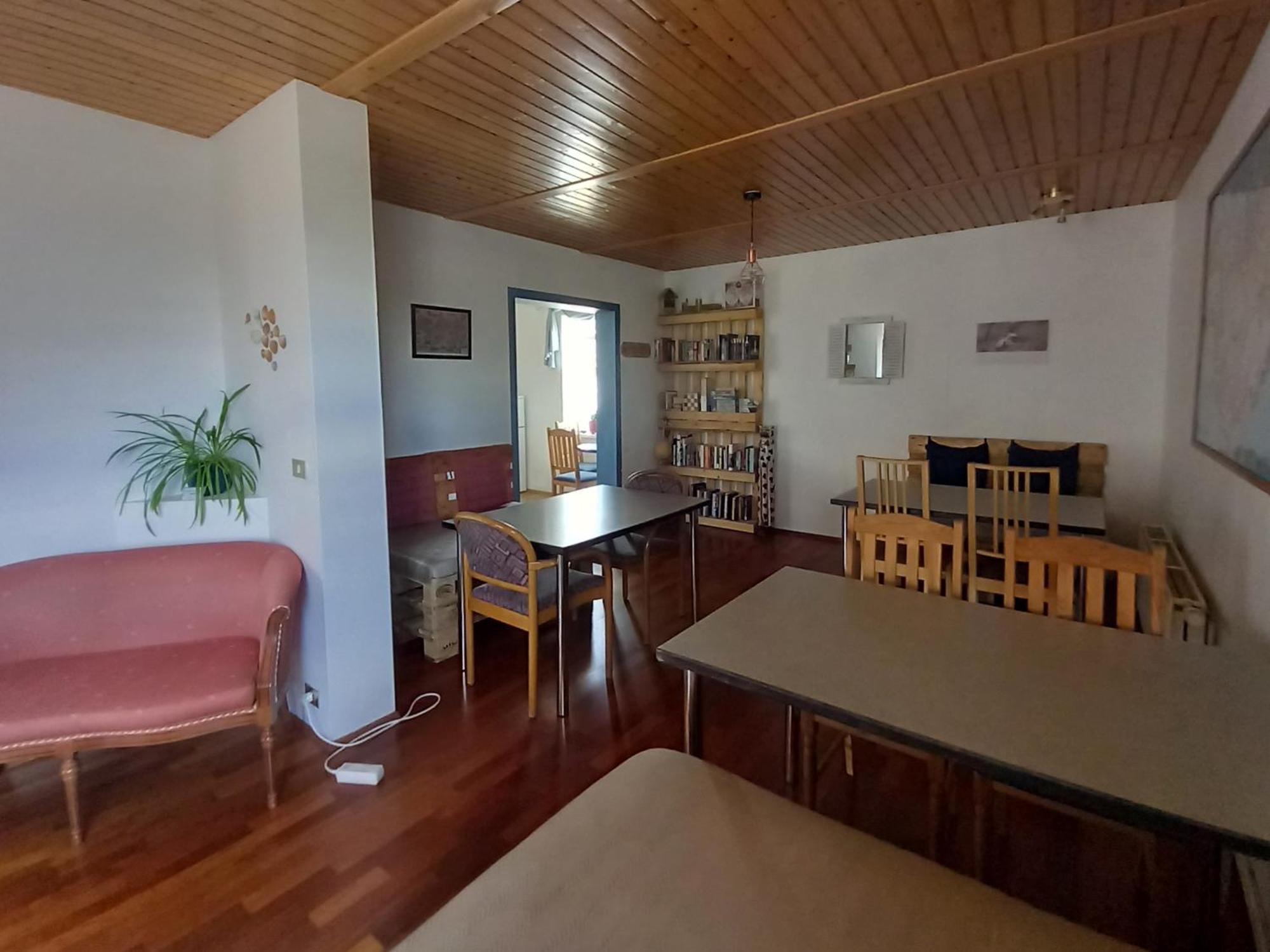 Husavik Green Hostel Экстерьер фото