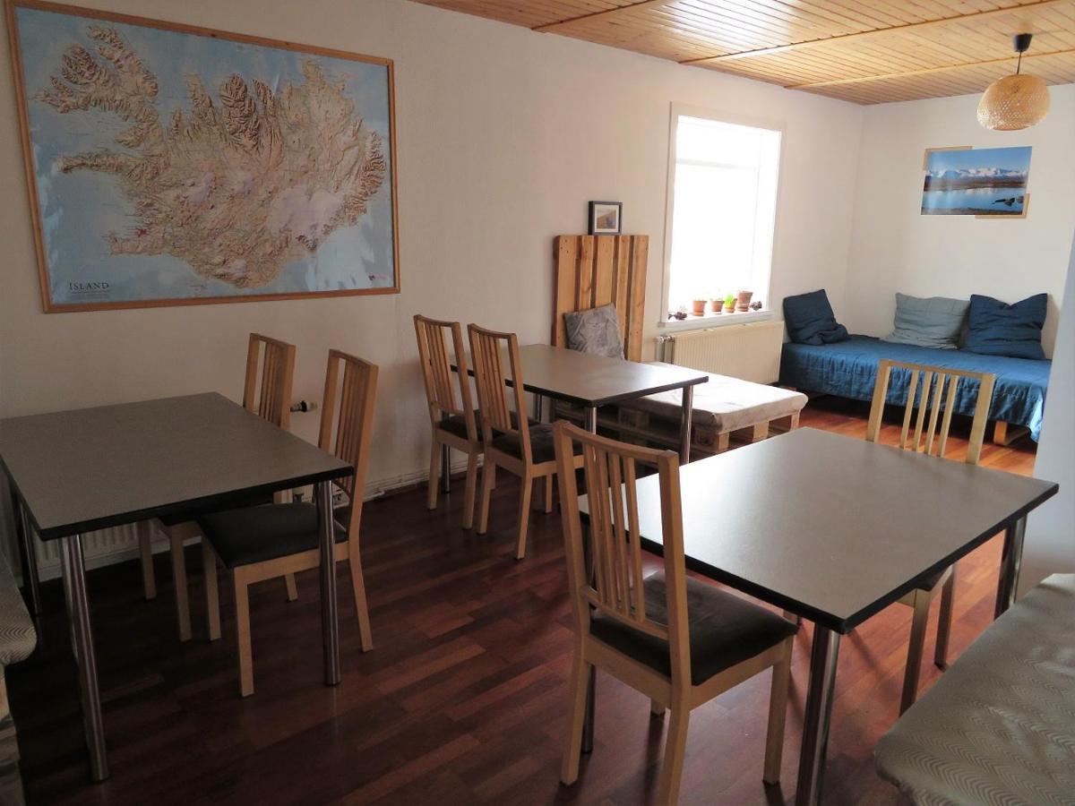 Husavik Green Hostel Экстерьер фото